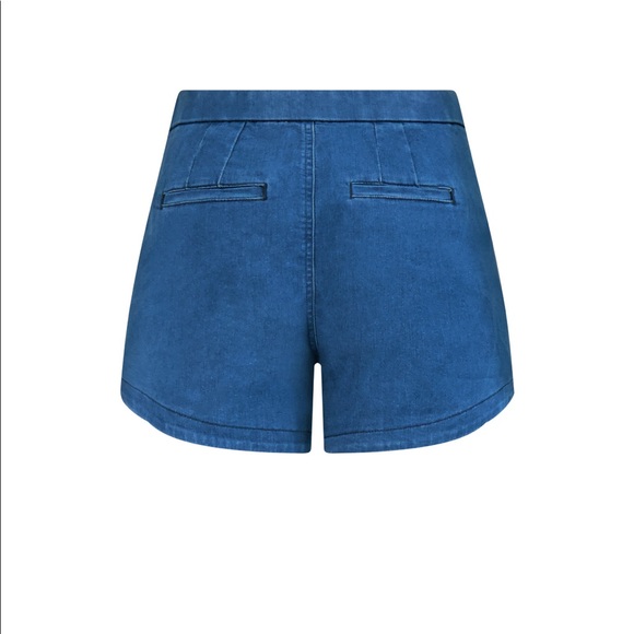 NWT Sofia Vergara Pull On Sailor Shorts - Picture 10 of 12